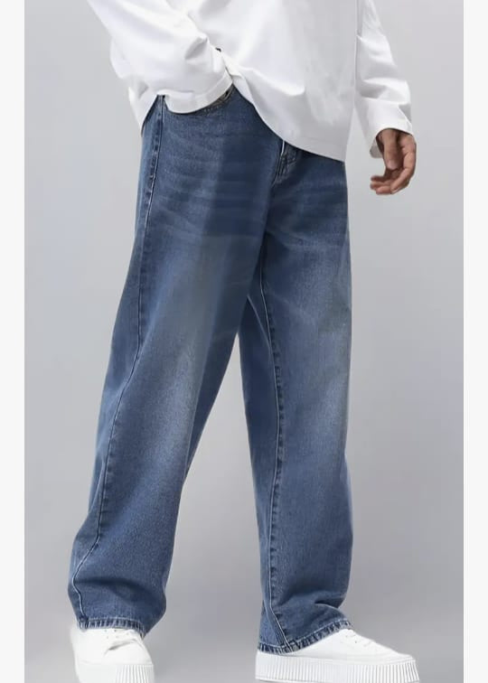 Men's baggy jeans