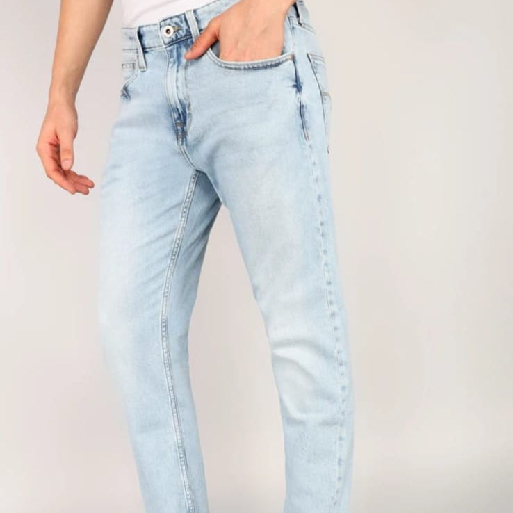 Men's slim rise blue jeans