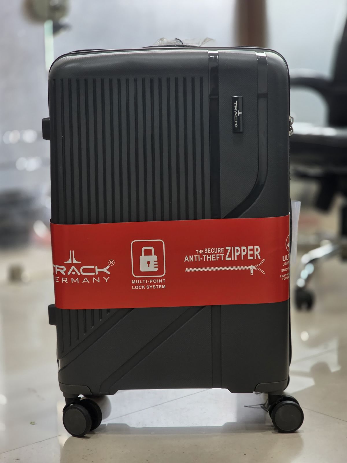 CRACK TRAVELLER Bag