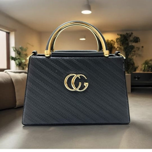 black desiner gucci purse