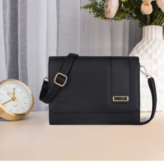 LAIDES HAND BAG