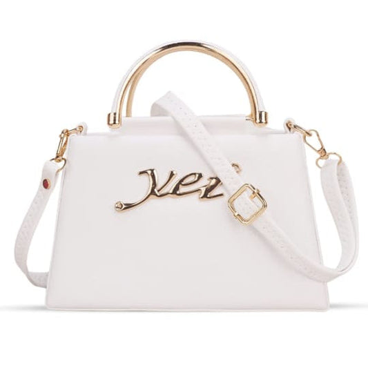 yet desinert white purse
