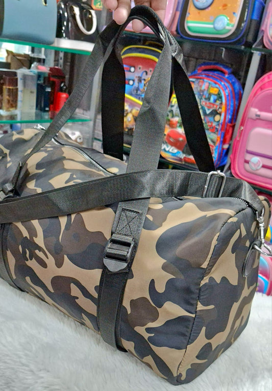 TRAVELLING BAG