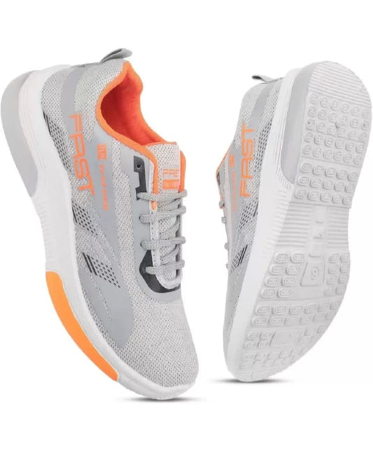 Men's white sneaker