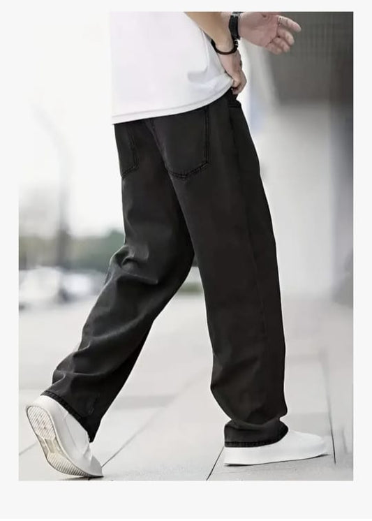 Men's black baggy jeans