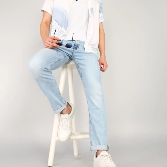 Men's slim rise blue jeans